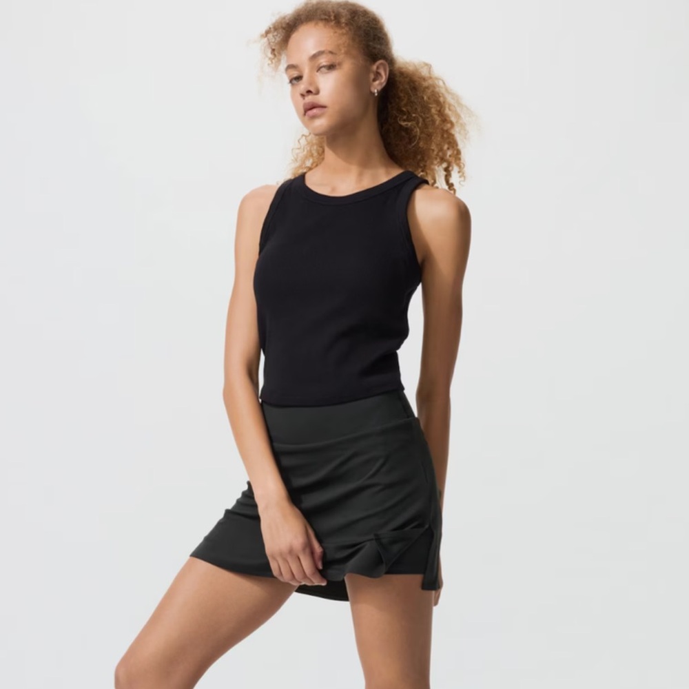 Uniqlo Airism Soft Skort